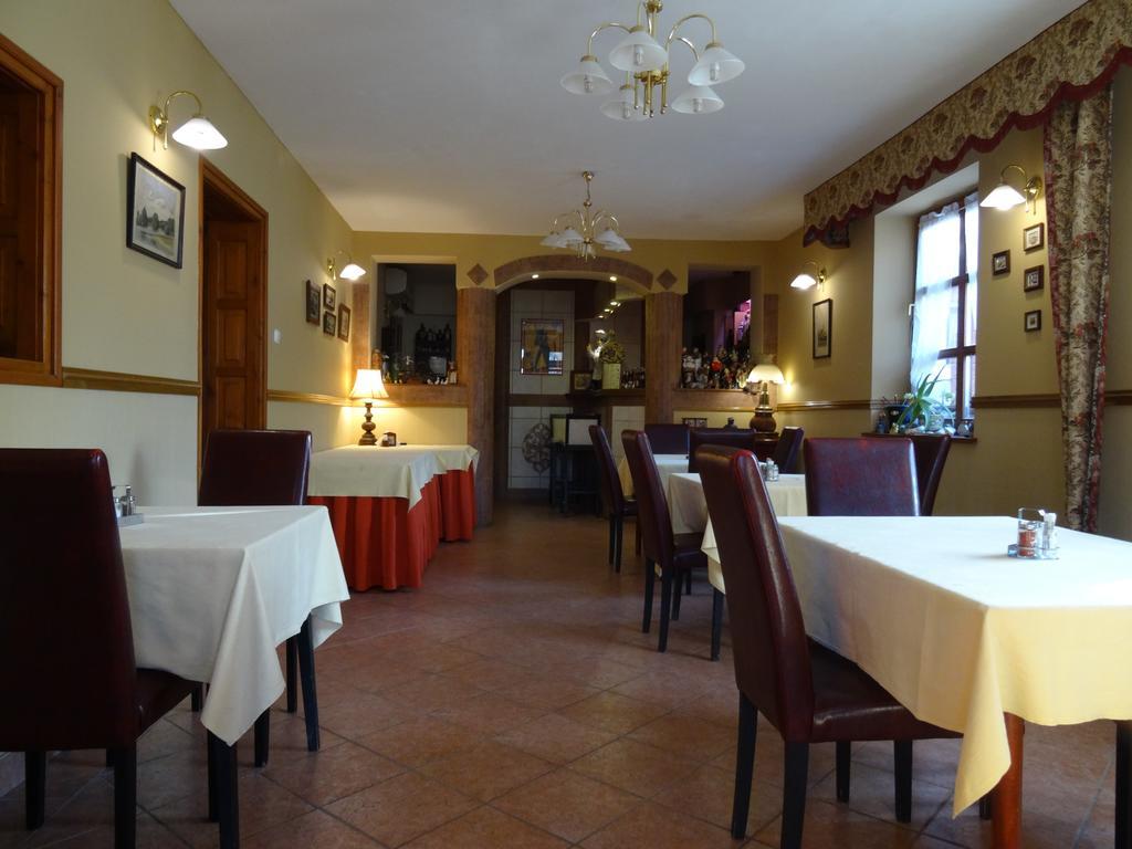 Fortuna Hotel Miskolc Eksteriør billede