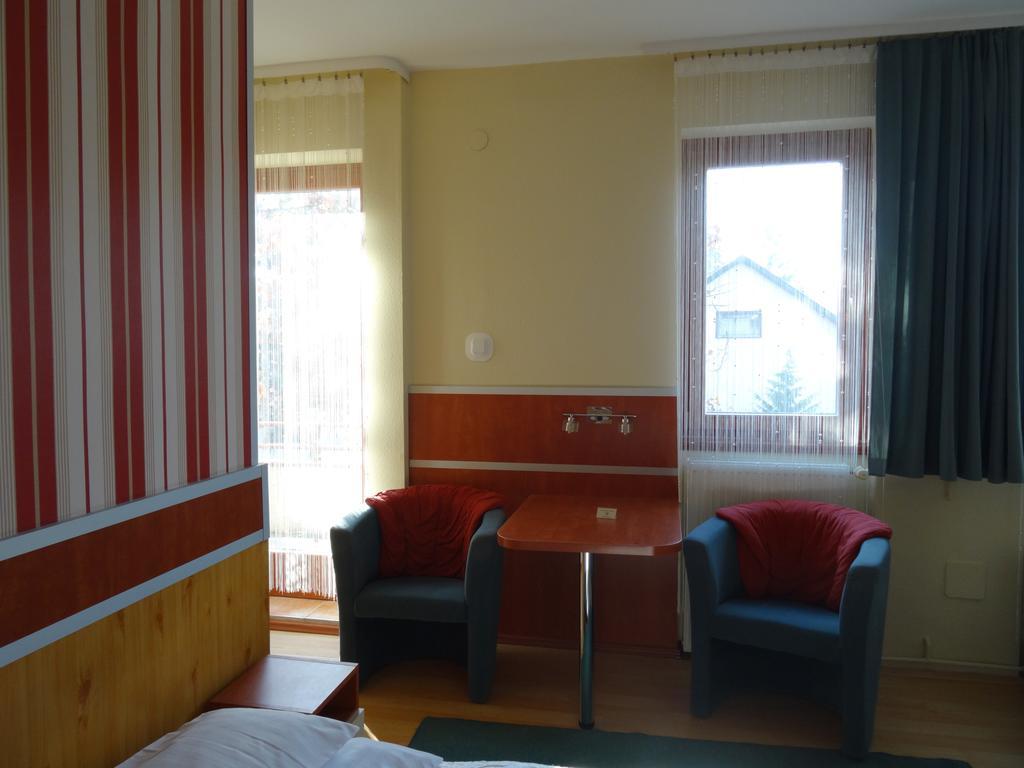 Fortuna Hotel Miskolc Værelse billede