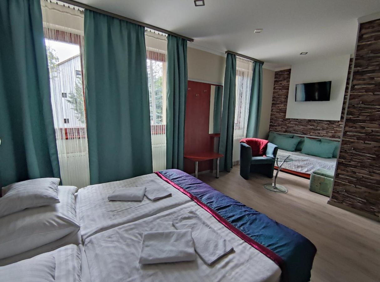 Fortuna Hotel Miskolc Eksteriør billede